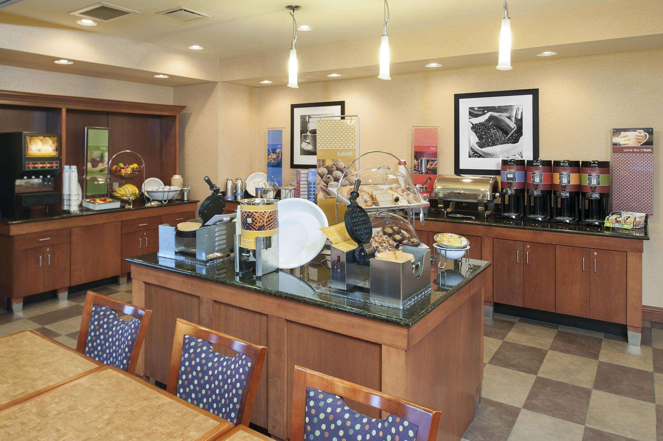 Hampton Inn Macomb מראה חיצוני תמונה