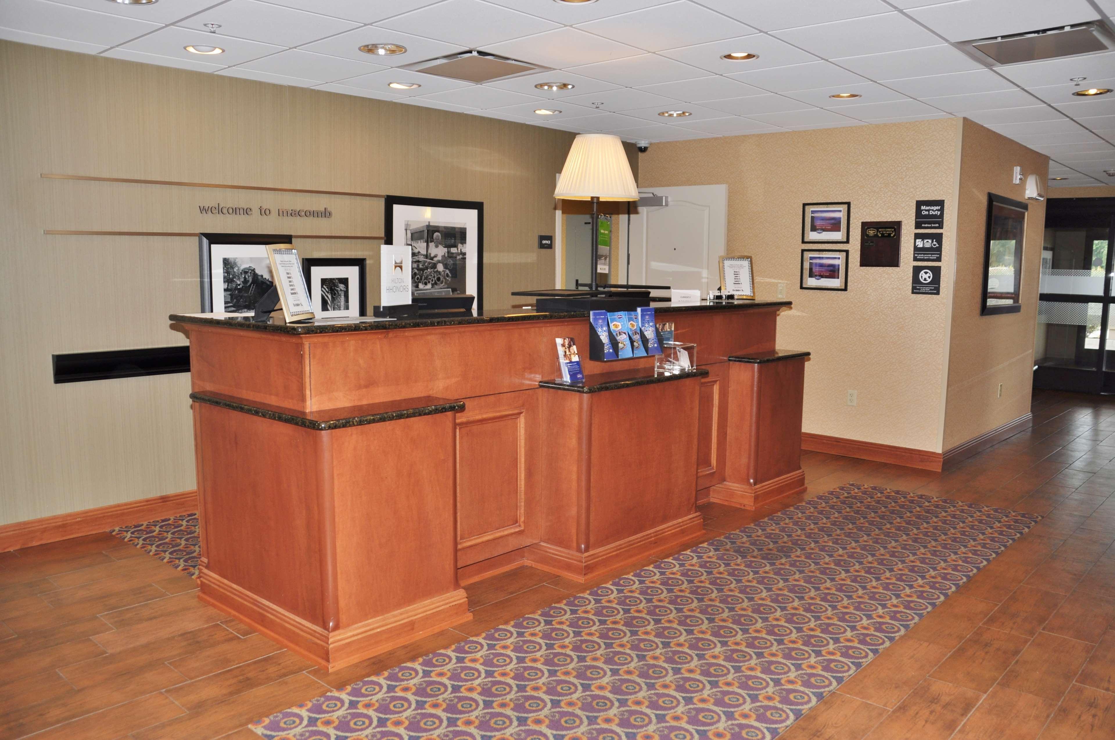 Hampton Inn Macomb מראה חיצוני תמונה