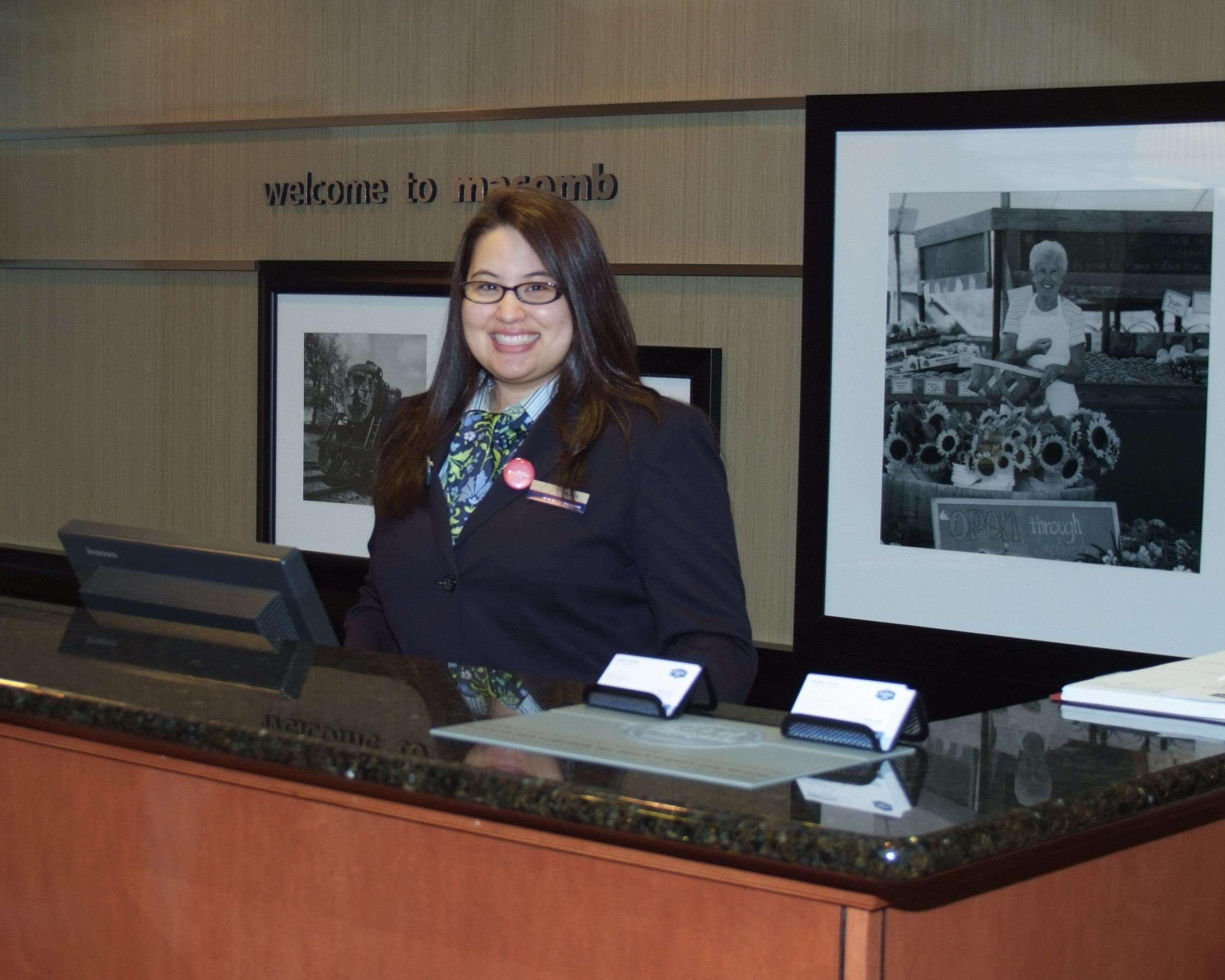 Hampton Inn Macomb מראה פנימי תמונה